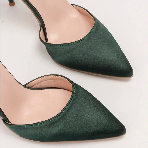 Metal Flower Detailed High Heels, Pointed Toe Silk One-Strap Sandals, Wedding - Picture 6 of 7